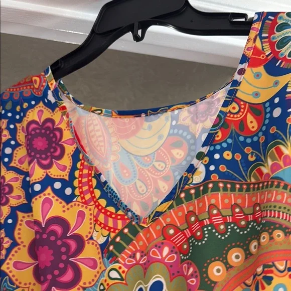 Red and Blue Puff Sleeve V-Neck Maxi Sundress - Picture 6 of 13